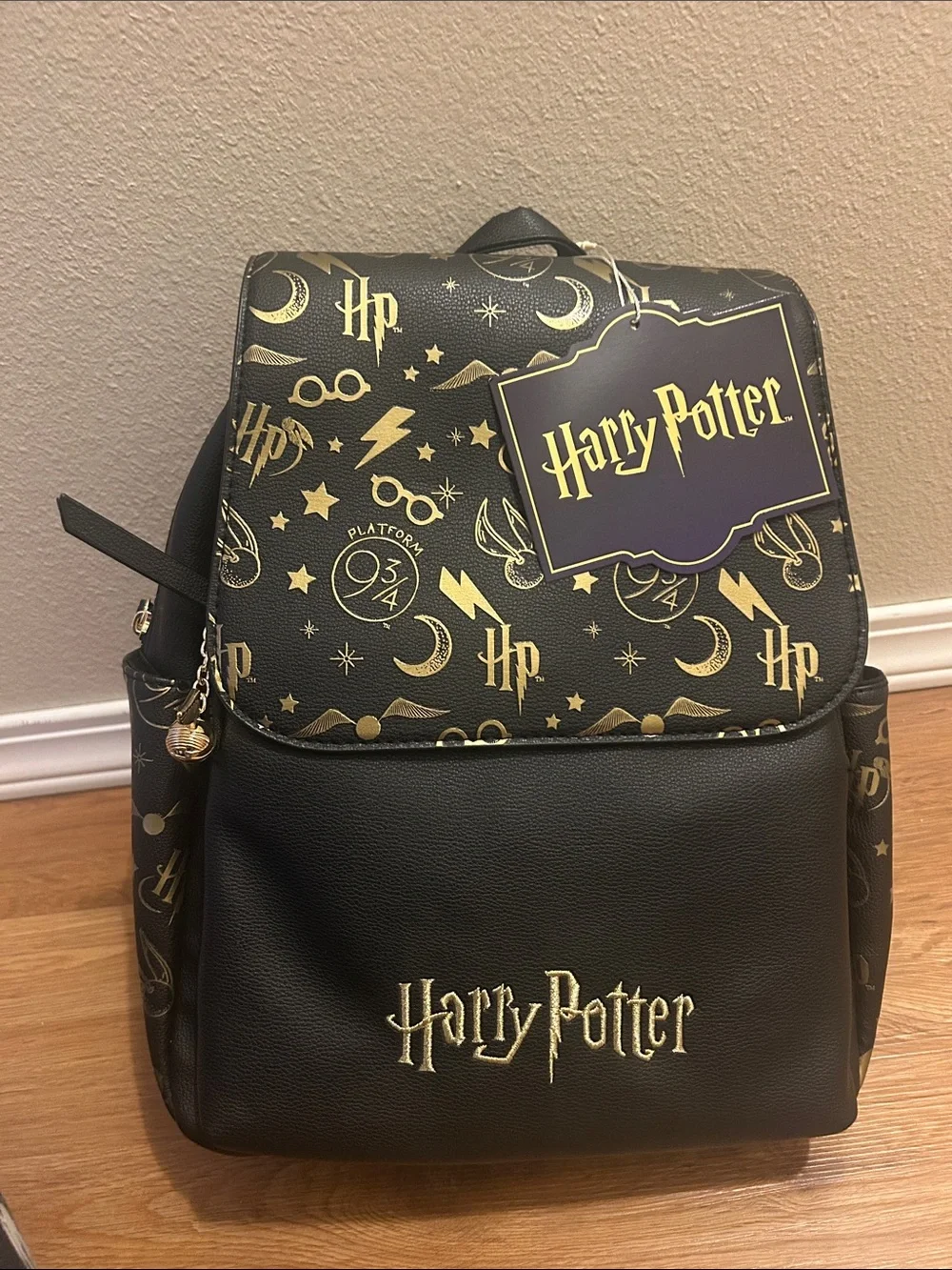 NWT Harry Potter Black & Gold Backpack